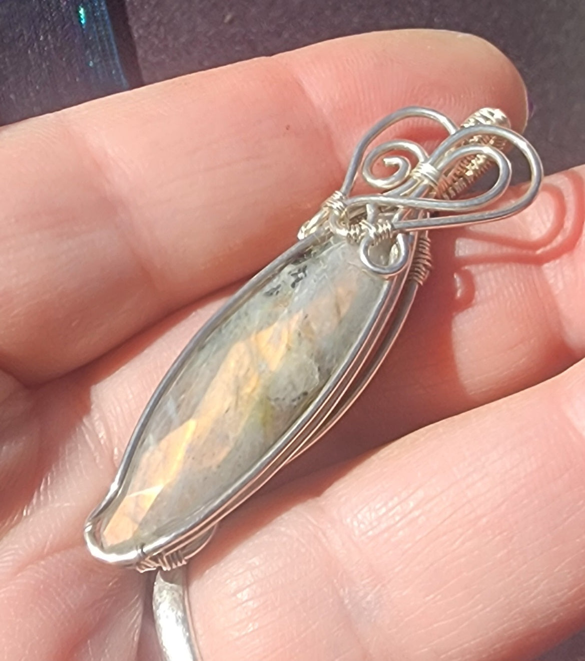 Dormiens Ignis (Sleeping Fire) Pendant