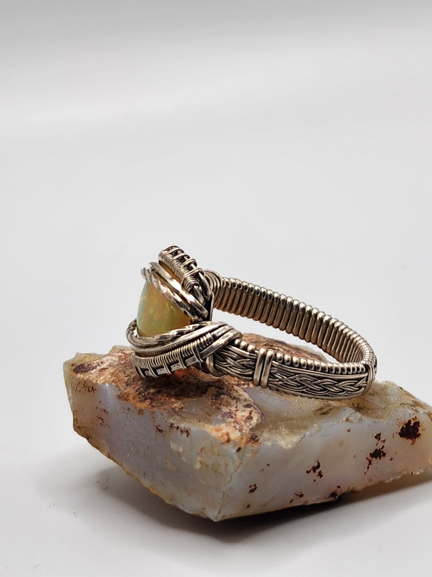 Welo Opal Ring