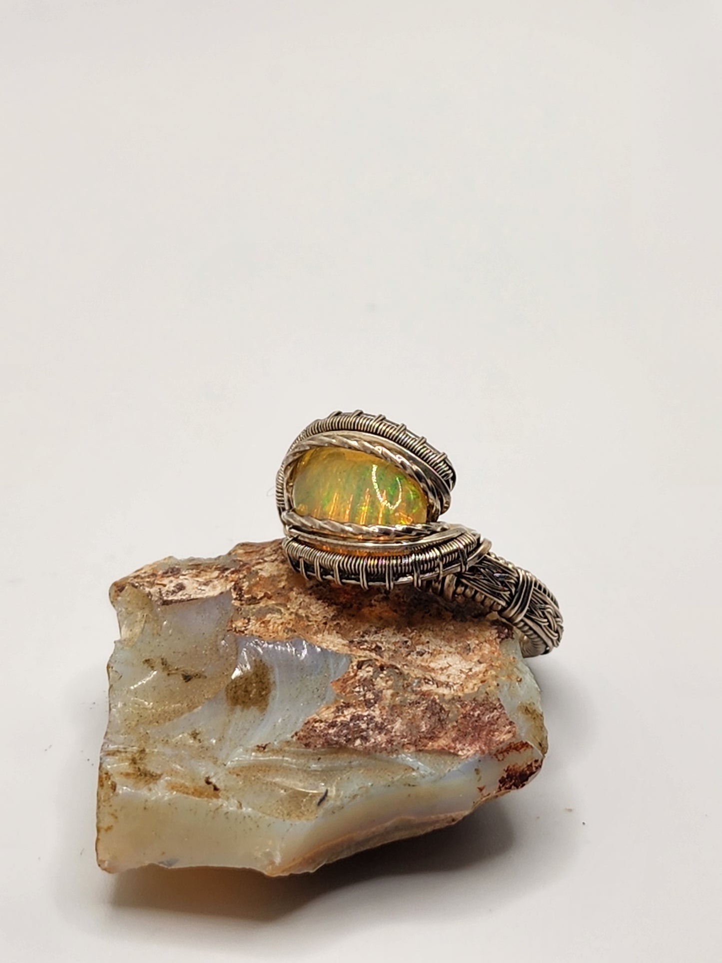 Welo Opal Ring