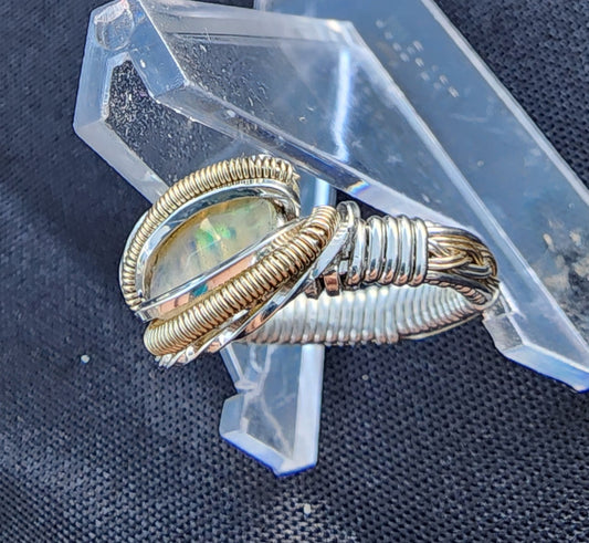 Rosecut Welo Opal Ring